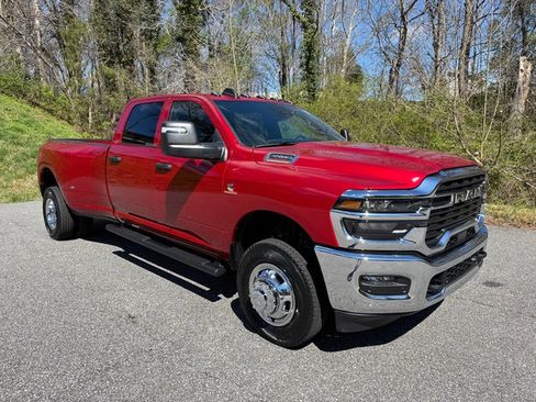 New 2026 RAM 3500 Tradesman image 5