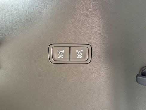 Used 2025 Hyundai Santa Fe Calligraphy AWD/4WD image 27