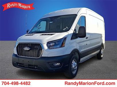 New 2026 Ford Transit 250 148 Medium Roof w/ Exterior Upgrade Package