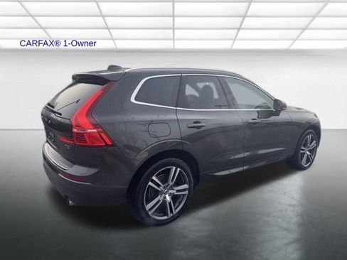 Used 2018 Volvo XC60 T5 Momentum w/ Convenience Package AWD/4WD image 11