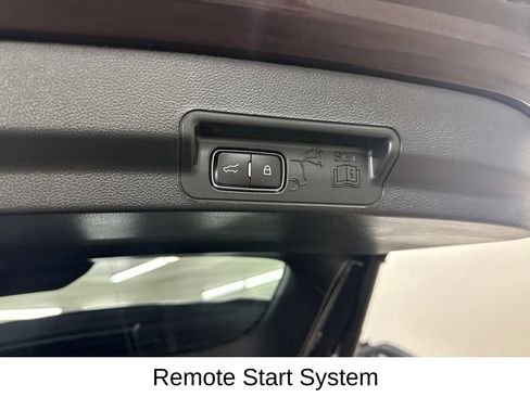 Used 2023 Ford Explorer XLT w/ Equipment Group 202A AWD/4WD image 30
