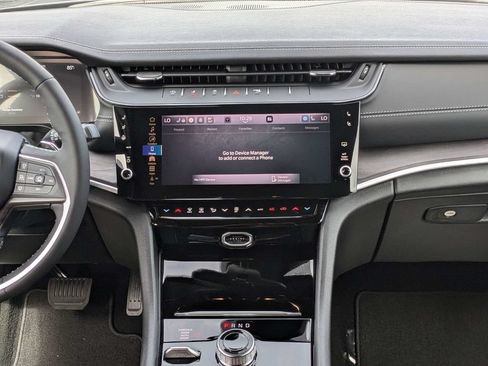 New 2026 Jeep Grand Cherokee Limited AWD/4WD image 19