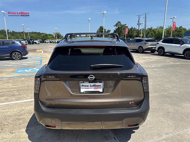 Certified 2025 Nissan Kicks SR FWD image 6