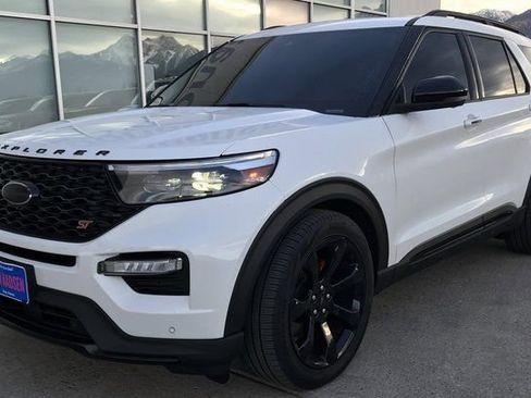 Used 2023 Ford Explorer ST w/ Equipment Group 401A image 3