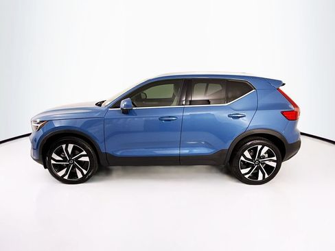 Used 2024 Volvo XC40 B5 Plus w/ Climate Package AWD/4WD image 8