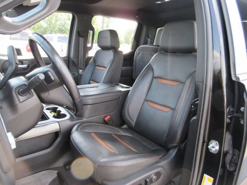 Used 2021 GMC Sierra 1500 AT4 w/ AT4 Preferred Package AWD/4WD image 22