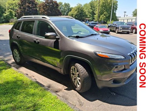 Used 2015 Jeep Cherokee Latitude AWD/4WD image 4