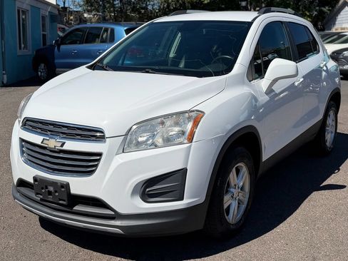 Used 2015 Chevrolet Trax LT w/ LT Plus Package AWD/4WD image 7