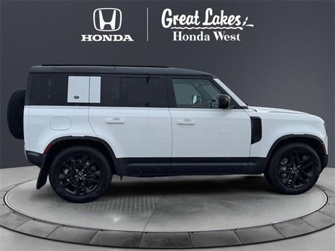 Used 2020 Land Rover Defender 110 HSE image 6