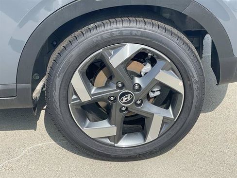 New 2026 Hyundai Venue SEL FWD image 6
