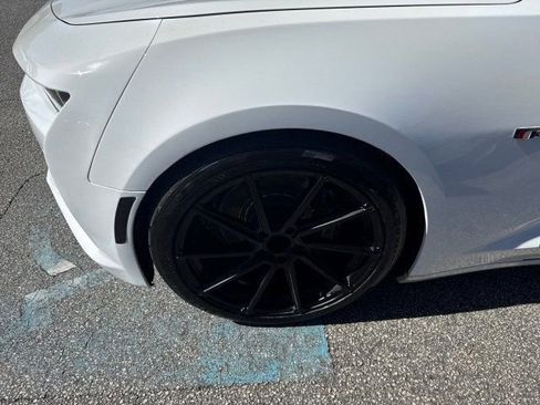 Used 2016 Chevrolet Camaro SS image 10