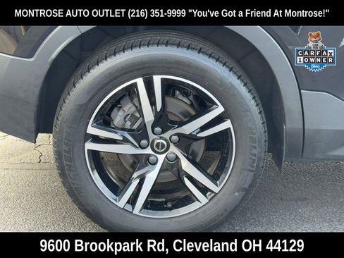 Used 2023 Volvo XC40 B5 Core image 54