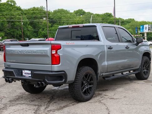 Used 2024 Chevrolet Silverado 1500 LT Trail Boss w/ Convenience Package II AWD/4WD image 3