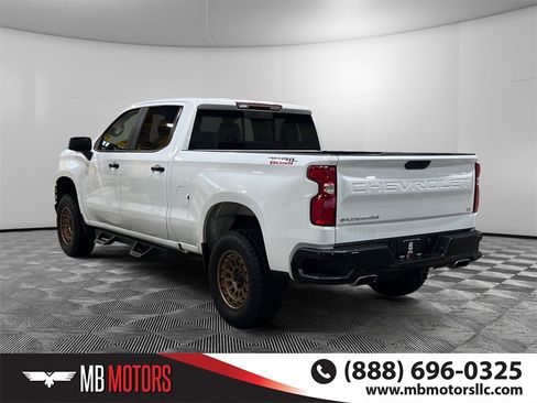 Used 2021 Chevrolet Silverado 1500 LT Trail Boss image 7