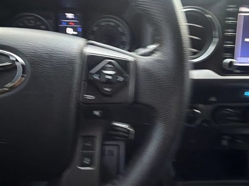 Used 2023 Toyota Tacoma TRD Off-Road AWD/4WD image 29