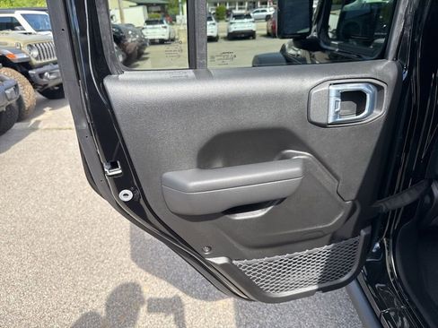 New 2026 Jeep Wrangler Unlimited Sport AWD/4WD image 19