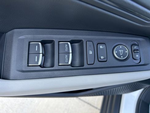 New 2025 Honda Accord LX image 11