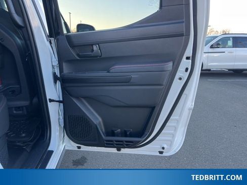 Used 2024 Toyota Tacoma TRD Pro image 21