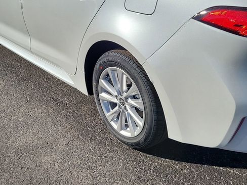 New 2026 Toyota Corolla LE image 5