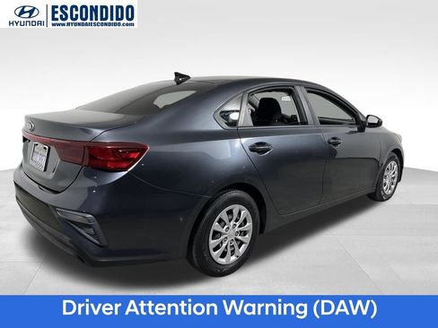 Used 2020 Kia Forte Sedan image 6