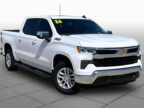Used 2026 Chevrolet Silverado 1500 LT w/ Z71 Off-Road Package AWD/4WD image 3