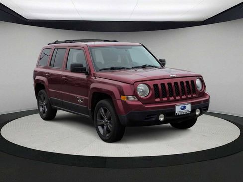 Used 2014 Jeep Patriot Latitude w/ Freedom Edition Package image 2