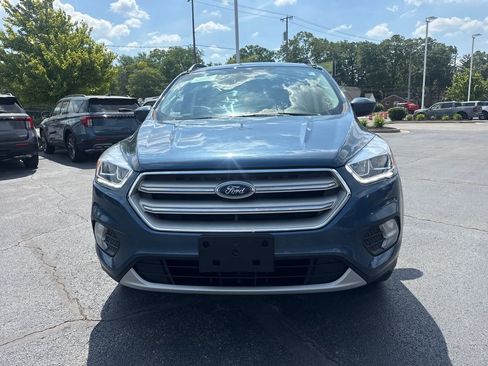 Used 2018 Ford Escape SEL FWD image 3
