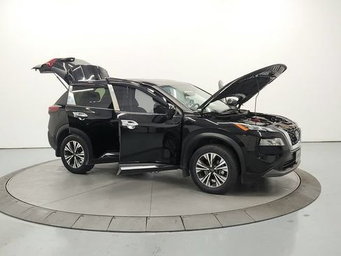 Used 2023 Nissan Rogue SV FWD image 10