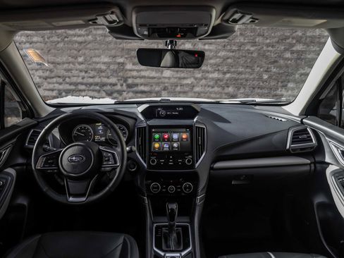 Used 2023 Subaru Forester Limited image 25