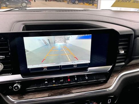 Used 2024 GMC Sierra 1500 Elevation image 19