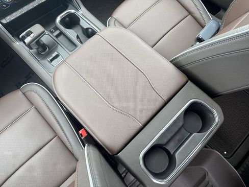 New 2026 GMC Sierra 1500 Denali w/ Denali Reserve Package AWD/4WD image 23