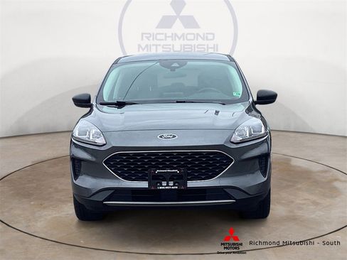 Used 2022 Ford Escape SE image 8