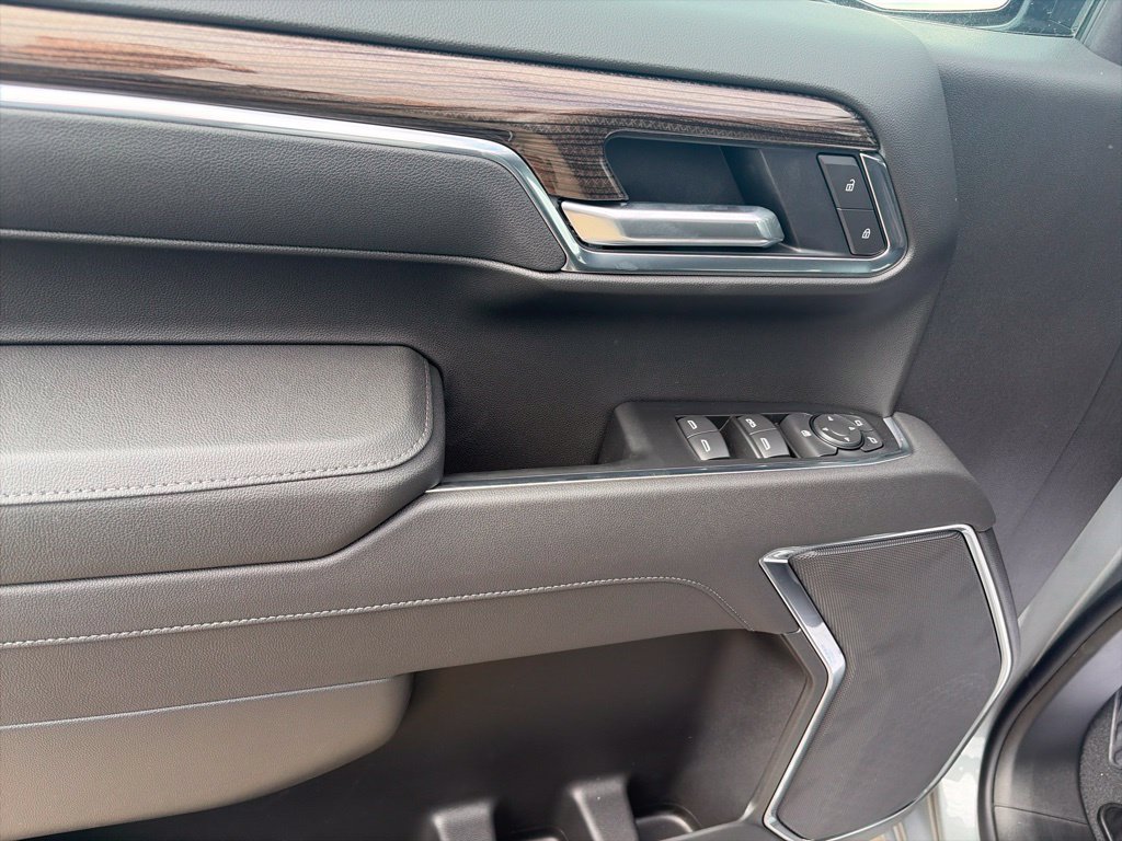 New 2026 Chevrolet Silverado 1500 LT AWD/4WD image 17
