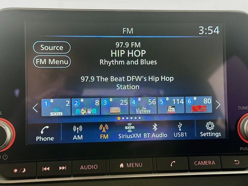 Used 2024 Nissan Sentra SV image 19