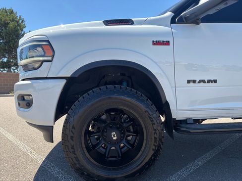 Used 2020 RAM 2500 Laramie AWD/4WD image 11
