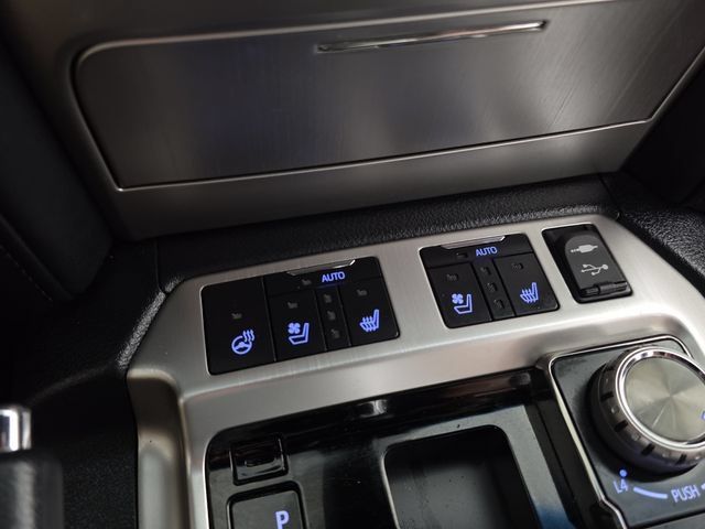 Used 2016 Toyota Land Cruiser AWD/4WD image 22