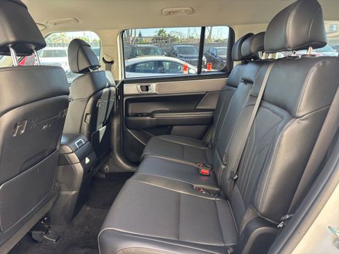 Used 2025 Hyundai Santa Fe SEL image 27