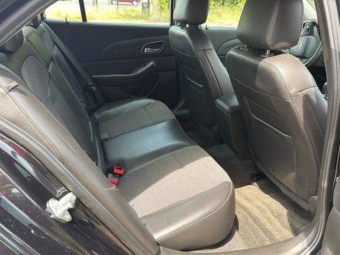 Used 2015 Chevrolet Malibu LT w/ Power Convenience Package FWD image 6
