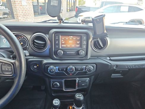 Used 2021 Jeep Wrangler Unlimited Sport image 15