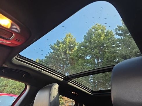 Used 2023 Jeep Compass High Altitude AWD/4WD image 12