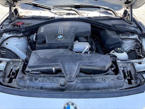 Used 2016 BMW 328i Sedan RWD image 10