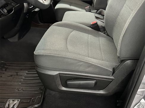 Used 2022 RAM 1500 Classic Warlock image 13