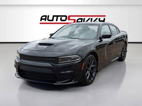 Used 2023 Dodge Charger R/T w/ Blacktop Package RWD image 3