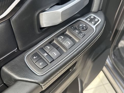 Used 2024 RAM 2500 Rebel w/ Towing Technology Group image 11