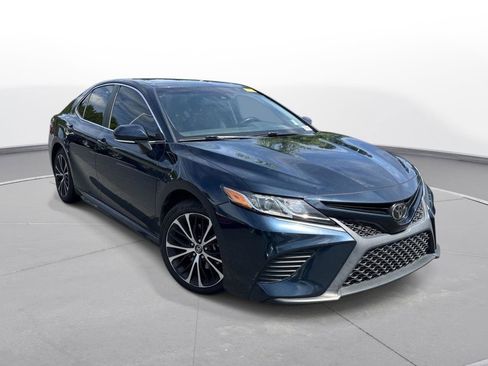 Used 2018 Toyota Camry SE w/ Audio Package FWD image 4
