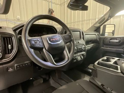 Used 2024 GMC Sierra 3500 Pro w/ Convenience Package AWD/4WD image 9