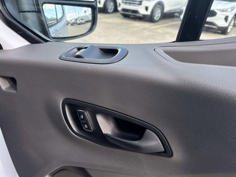 New 2026 Ford Transit 250 148 Medium Roof image 19