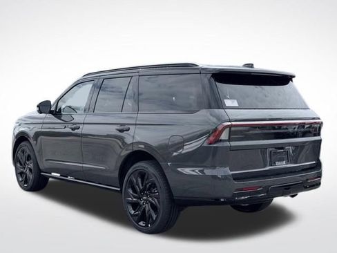 New 2026 Lincoln Navigator Black Label AWD/4WD image 8