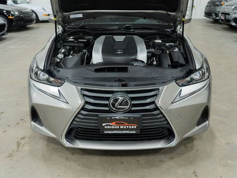 Used 2018 Lexus IS 300 AWD image 42