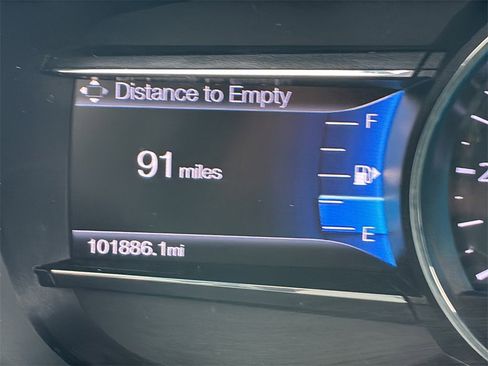 Used 2016 Ford Explorer XLT w/ Equipment Group 202A image 35